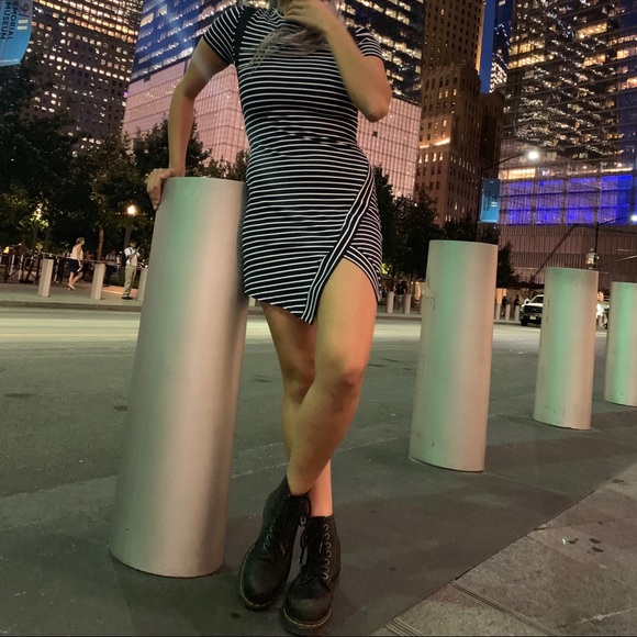 Cute striped dress - Picture 1 of 8